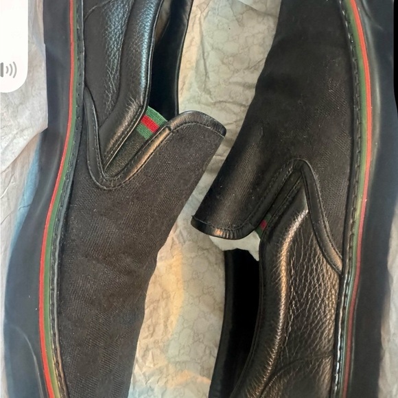Gucci Dublin Slip On Sneaker in Black GG Canvas with G/R/G detail. Size 10.5 - Picture 6 of 16